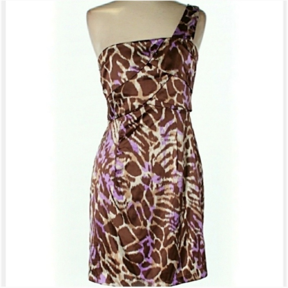 Modcloth Ixia‎ Giraffe Print One Shoulder Mini Medium